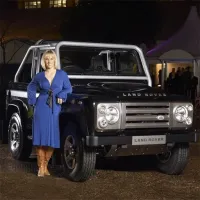 Land Rover Defender SVX Slide