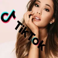 Ariana Grande Tik Tok